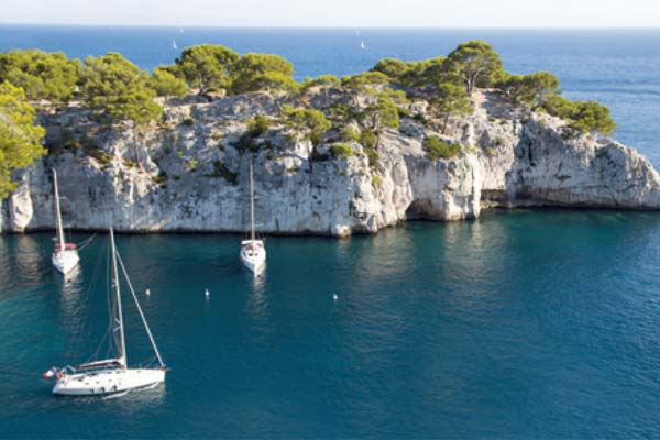 France Cassis Destinations Mediterranean – France / Cotê d’Azure Yacht Charters