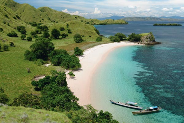Indonesia | Southeast Asia Yacht Charters Southeast Asia / Indonesia Yacht Charters